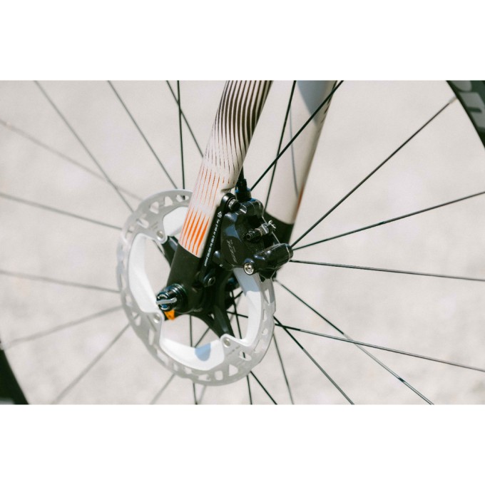 BH - iRS1 CARBON 1.5 EC156 BH - iRS1 CARBON 1.5 EC156