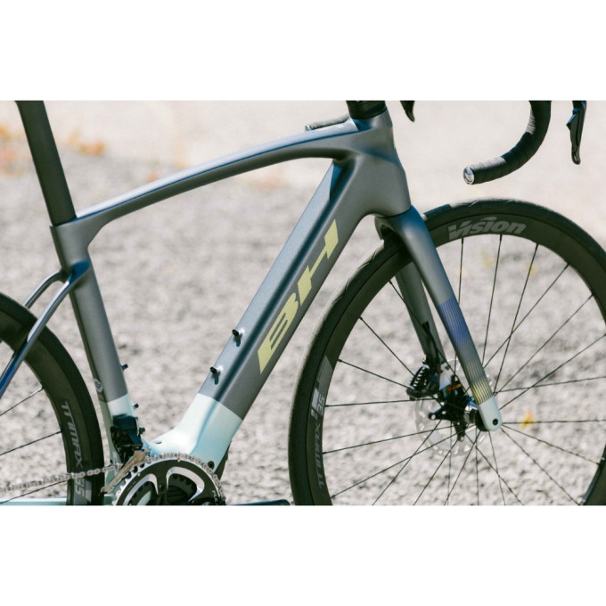 BH - iRS1 CARBON 1.6 EC166 BH - iRS1 CARBON 1.6 EC166
