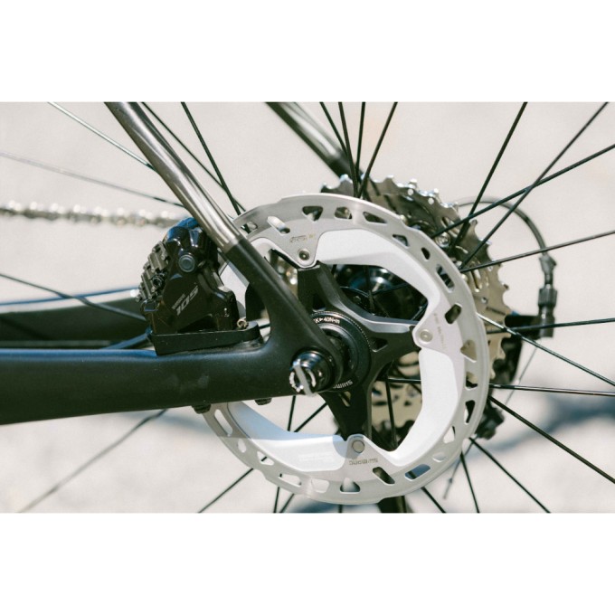 BH - iRS1 CARBON 1.6 EC166 BH - iRS1 CARBON 1.6 EC166