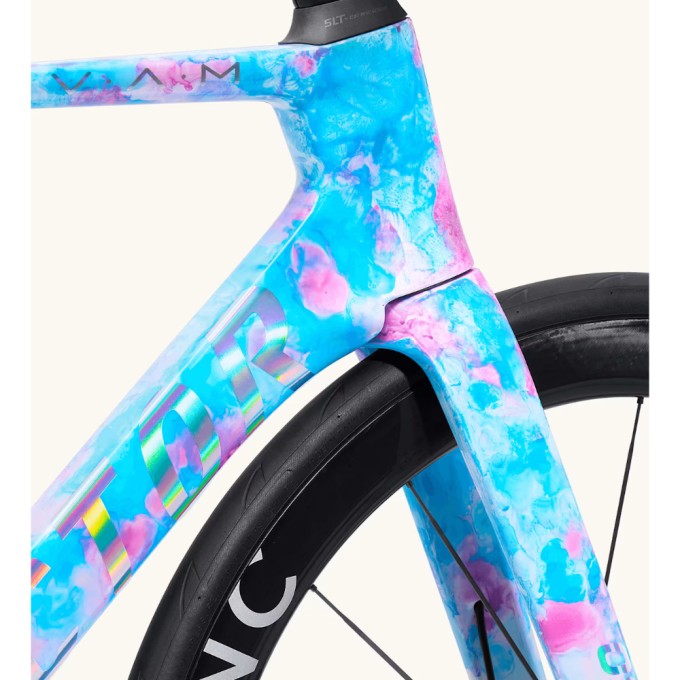 FACTOR - OSTRO VAM - Watercolour Edition 2025 - Premium Package with Wheels