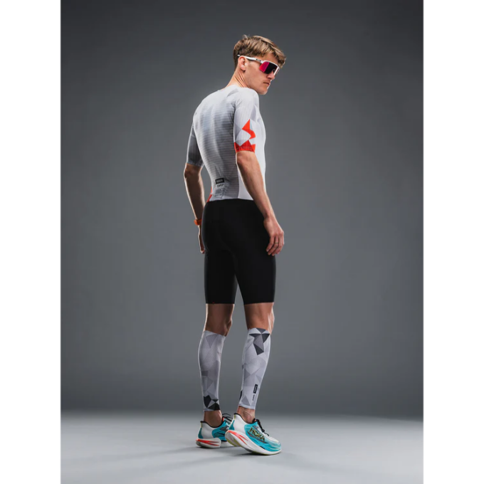 Fusion - TEMPO! PRO Tri Suit (Mens) Fusion - TEMPO! PRO Tri Suit (Mens)