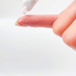 Pre & Post Swim Eye Gel